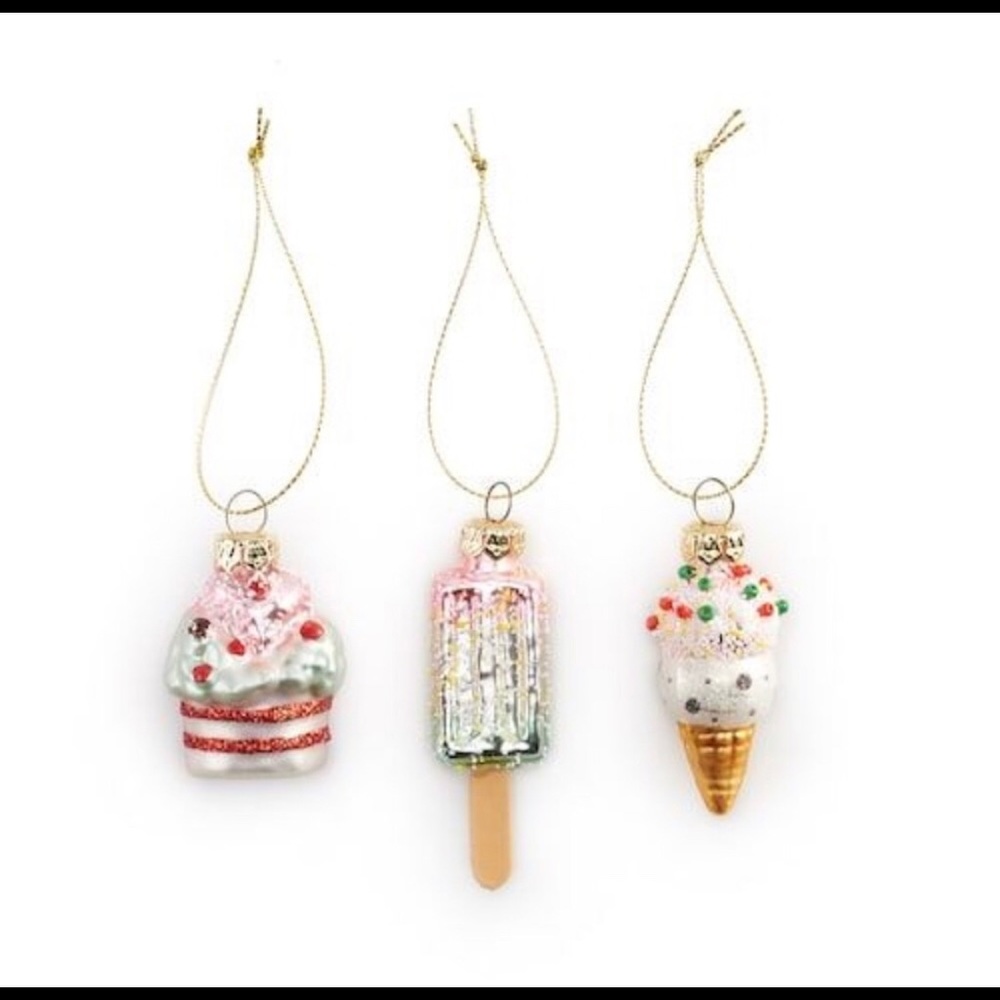 Lauren Conrad mini-ornaments